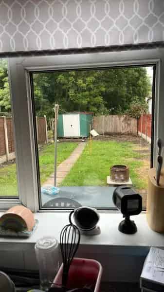 House Near Schools Shops M6 Access Fresh Start