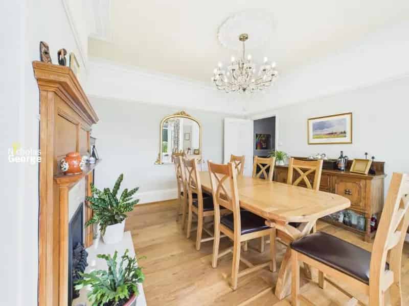 7 Bedroom Edwardian Semi-Detached House Moseley