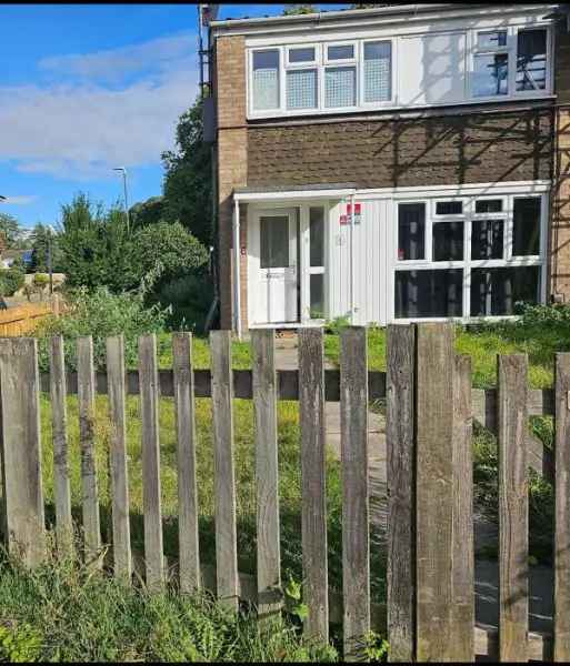 House For Rent in Dover, England