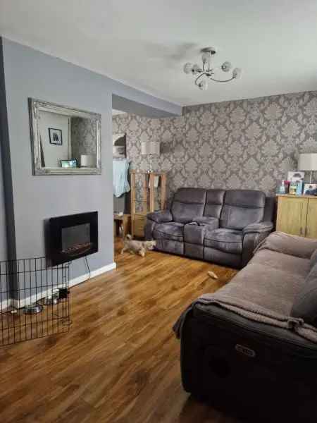 3 Bedroom Semi Detached House Near Heaton Park M60