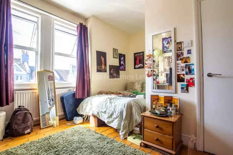 7 Bedroom Student House Elm Grove