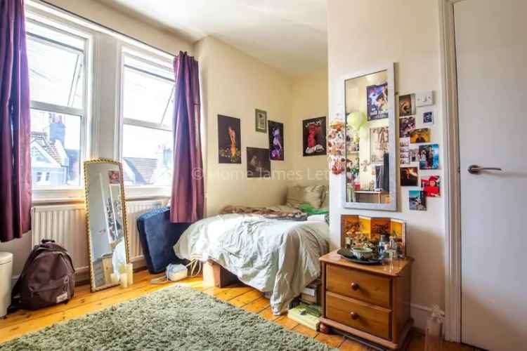 7 Bedroom Student House Elm Grove