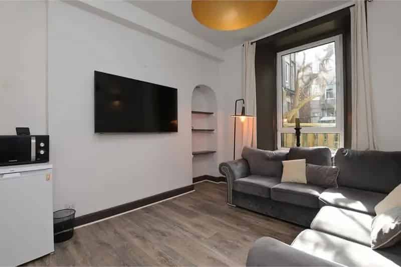1 Bed Flat Ground Floor Edinburgh Dalry
