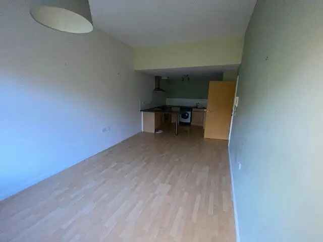 2 Bedroom Flat for Sale Liverpool L3 - Ideal First Home or Investment