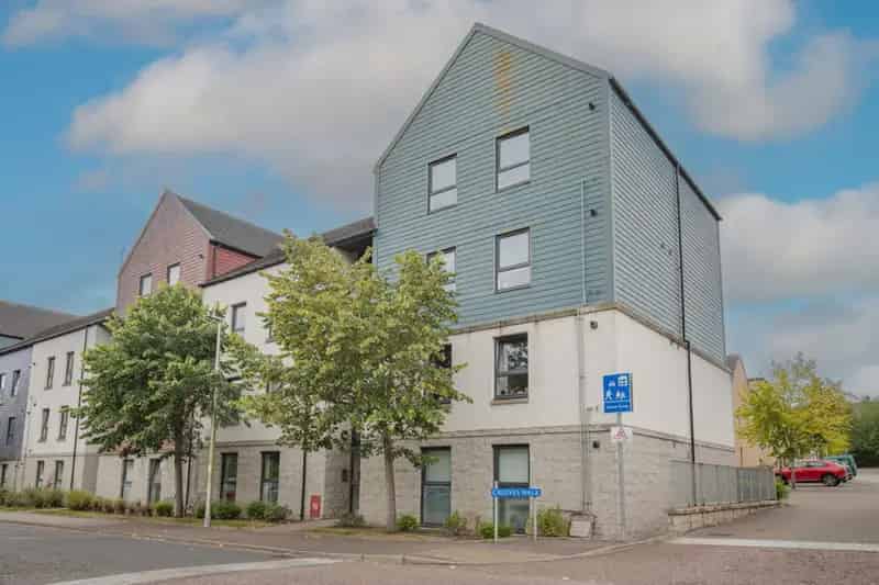 2 bedroom Flat
 For Sale