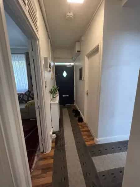 3 Bed Flat near Bermondsey Station - Family Seeking Larger House Swap