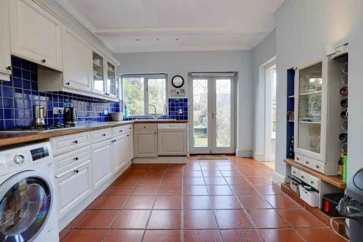 3 Bedroom Semi-Detached House Caversham Heights