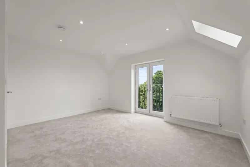 4 Bed Semi Detached House For Sale