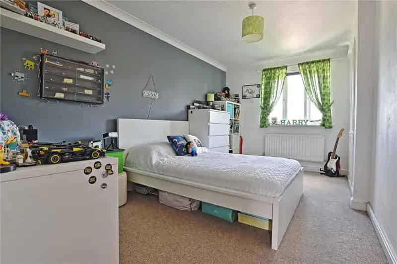 4 Bed Property For Sale