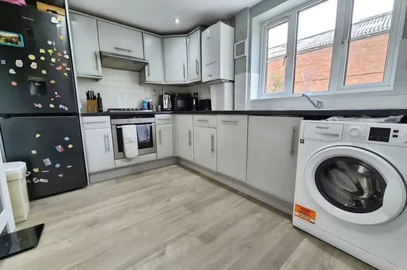 3 Bedroom Semi Detached House Clevedon
