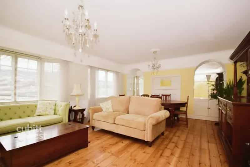 3 Bedroom Apartment to Rent Purley Large Spacious Period Property