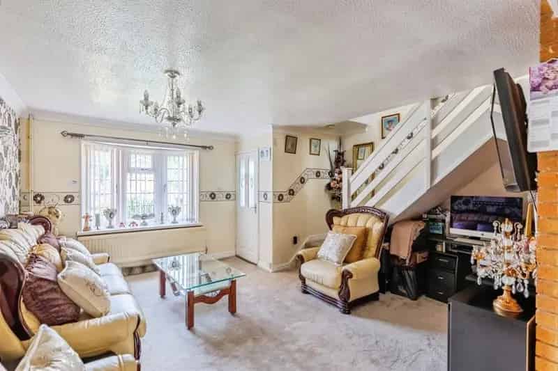 Three Bedroom Detached Family Home For Sale