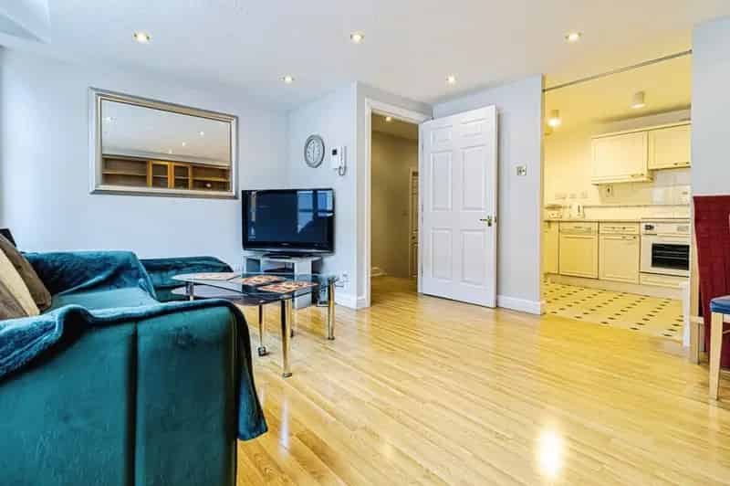 1 Bedroom Furnished Apartment Manchester Granby Village