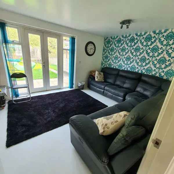 House For Rent in Birmingham, England