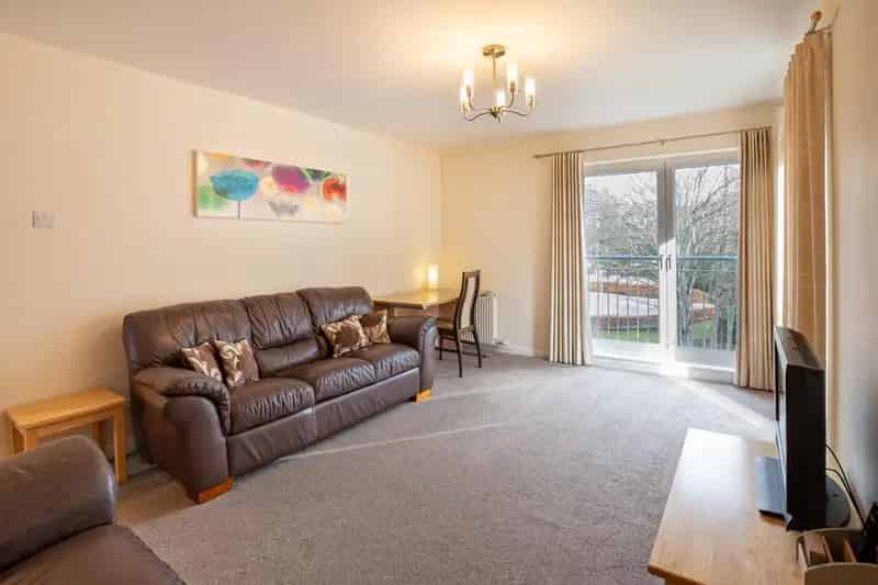 2 Bedroom Flat for Sale Aberdeen