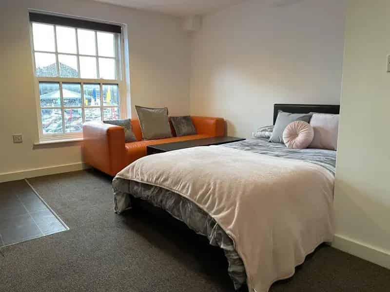 Studio to Rent Council Tax