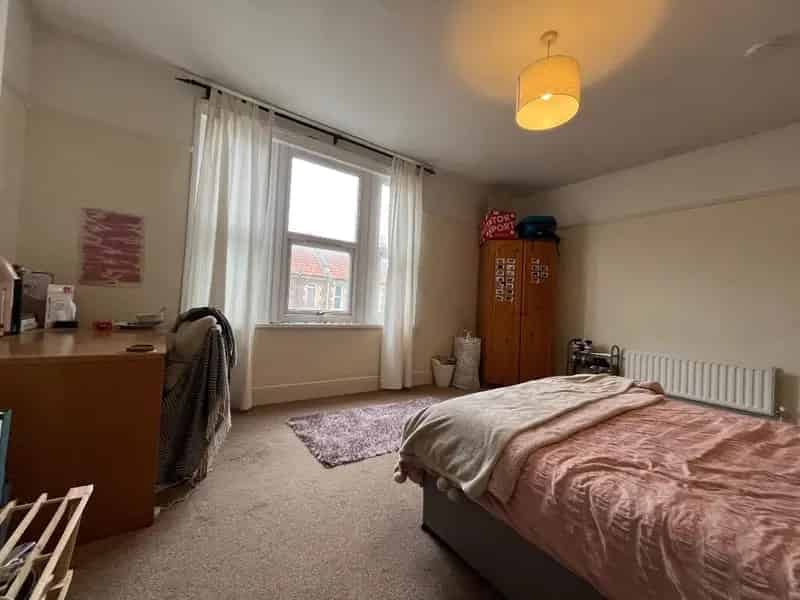 5 Bedroom Student House Great Location