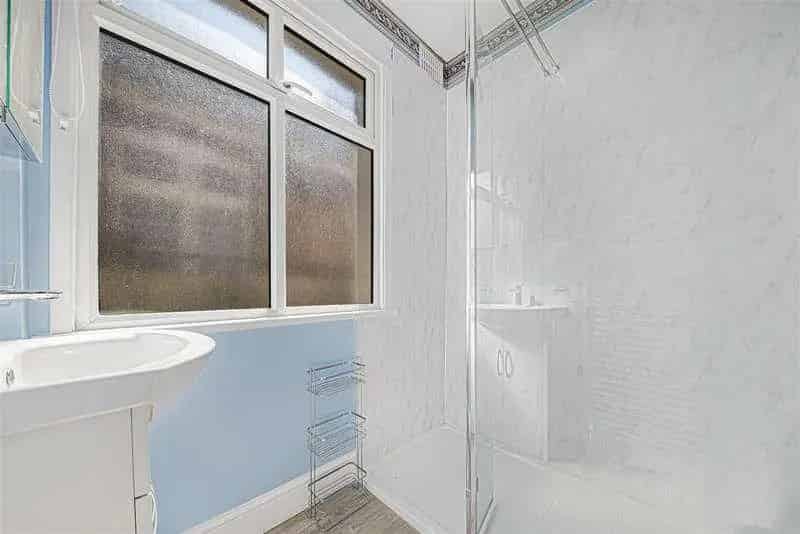 4 Bed House For Sale 1988sqft Sole Street
