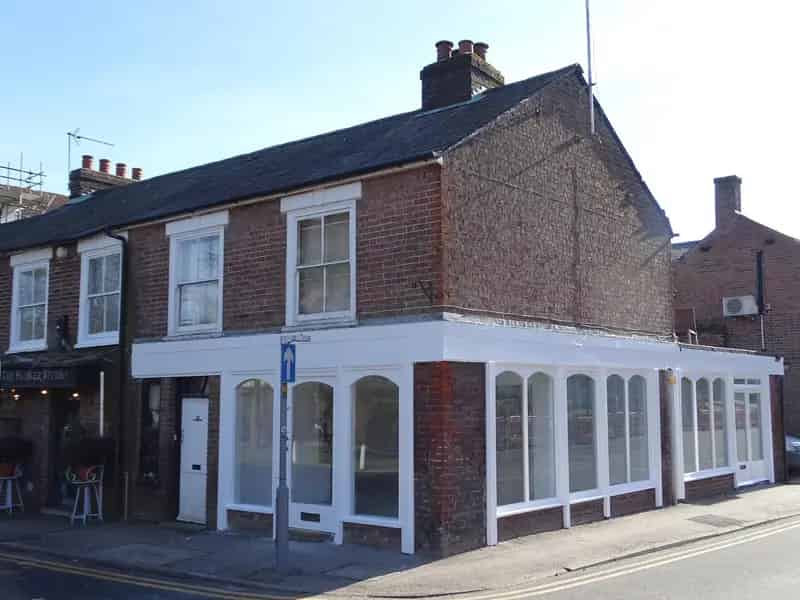 Harpenden Retail Property 1014 sq ft