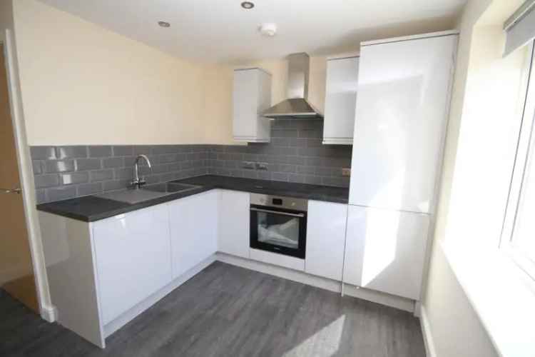 1 Bedroom Apartment in Idle Village Heart