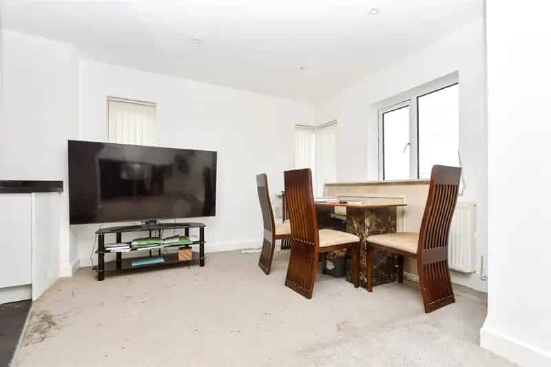 2 Bedroom Townhouse for Sale