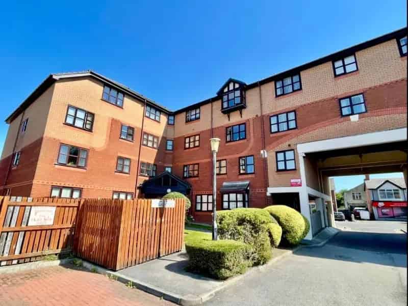 1 Bed Ground Floor Flat for Sale No Onward Chain