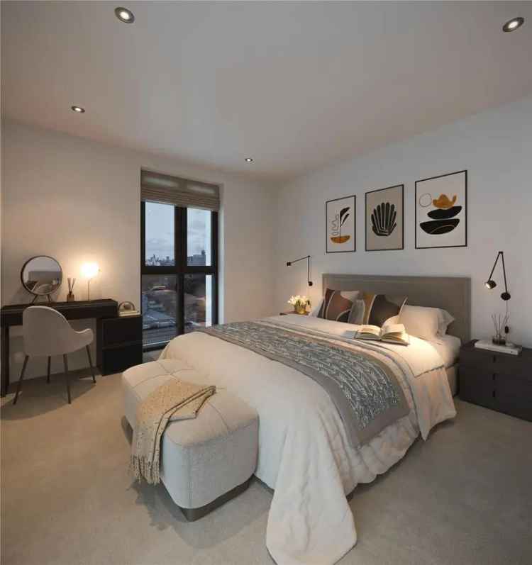 1 Bedroom Penthouse for Sale in Waterhouse Gardens Manchester