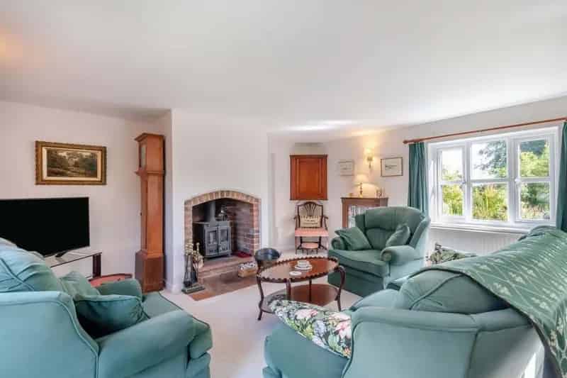 4-Bed Home with Annexe and 3 Acres of Land