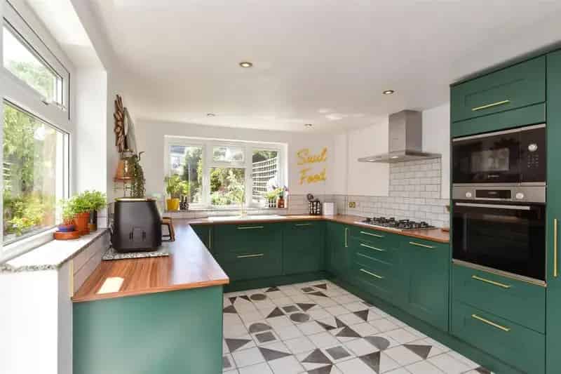 4 Bedroom Terraced House for Sale in Brighton BN1