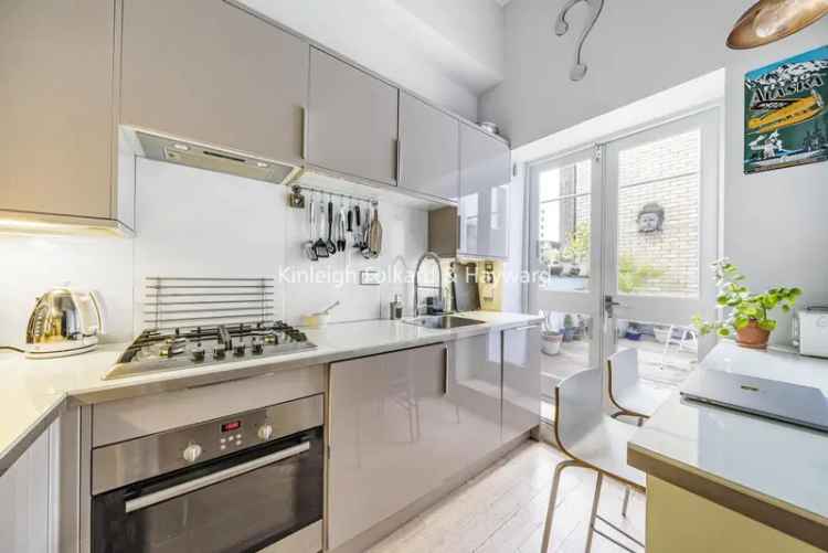 Two Bedroom Flat for Sale Chain Free Kitchen Breakfast Room Terrace