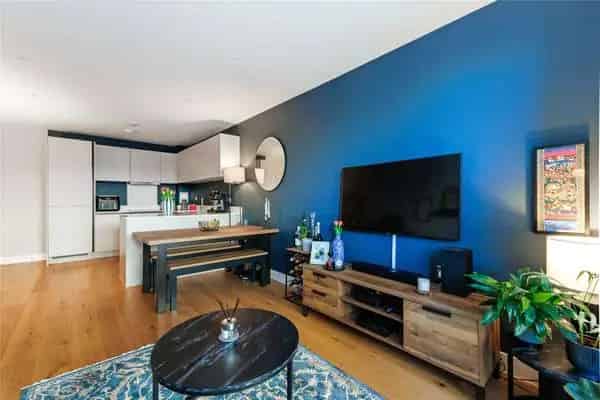 Luxury 2-Bed Apartment Hackney Wick Canal-Side Development