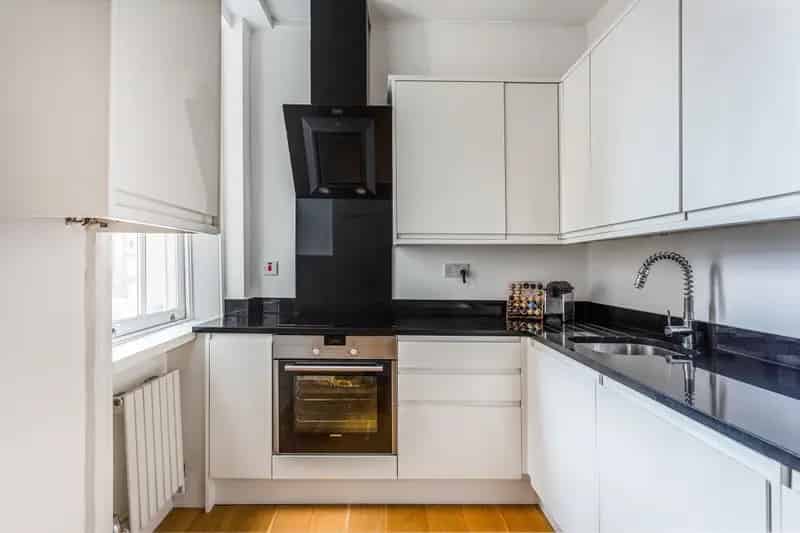 2 Bedroom Flat for Sale in South Kensington