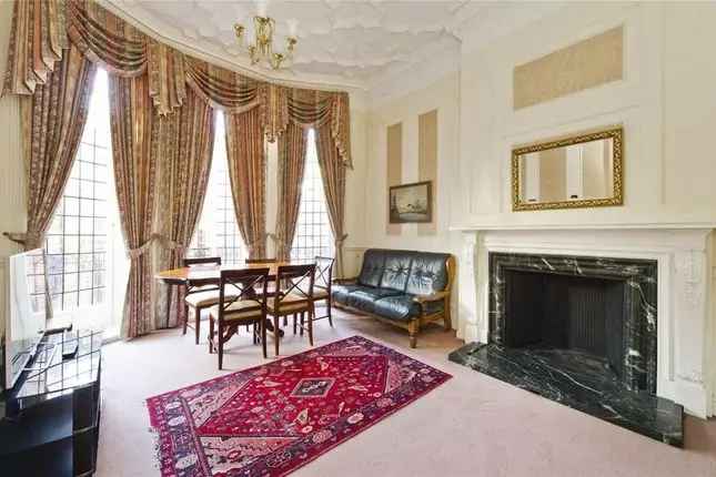 Block of flats for sale in Kensington Court, London W8