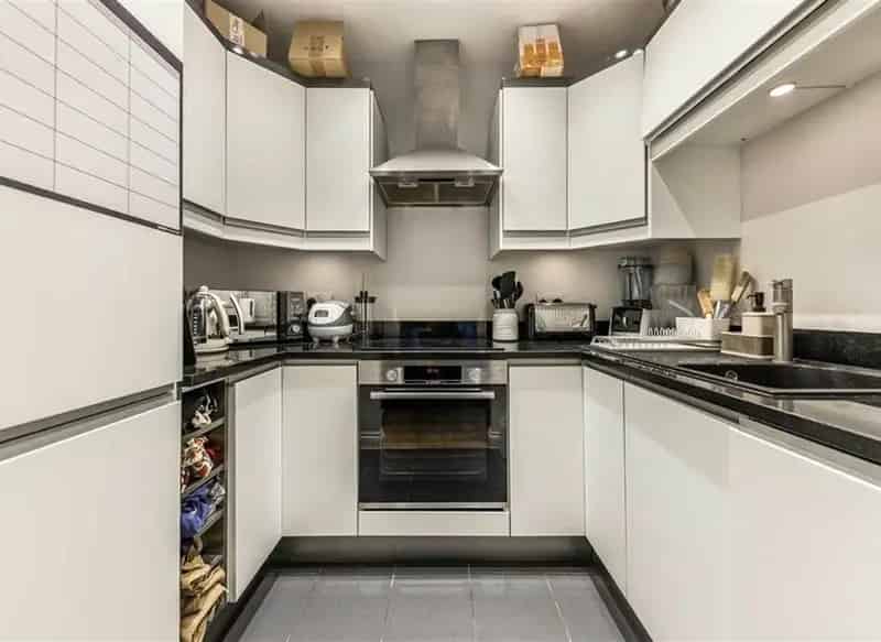Modern One Bedroom Apartment Near Aldgate