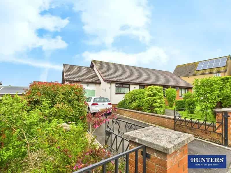 3 Bedroom Detached Bungalow For Sale