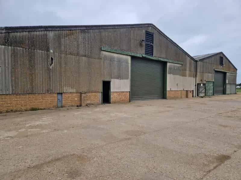 11700 Sqft Warehouse Space To Let Near Welney