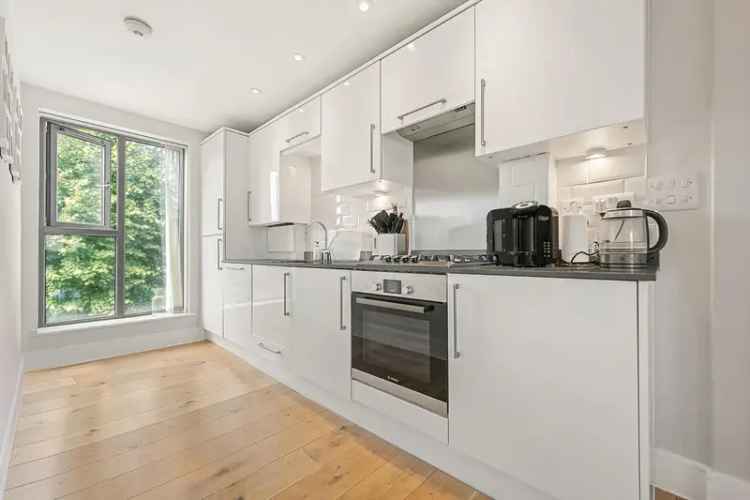 2 Bedroom Flat House to Rent