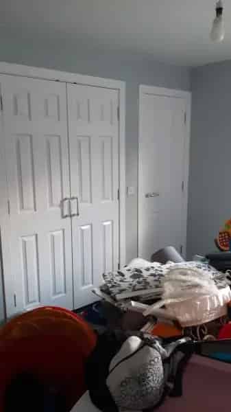 2 Bedroom Flat Near Livingston Centre