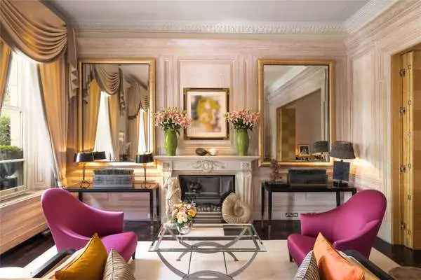 Eaton Square, London, SW1W 9AR | Property for sale | Savills