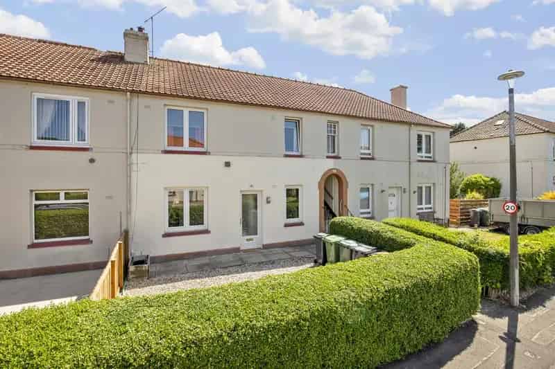 2 Bedroom Villa for Sale in Balgreen Edinburgh