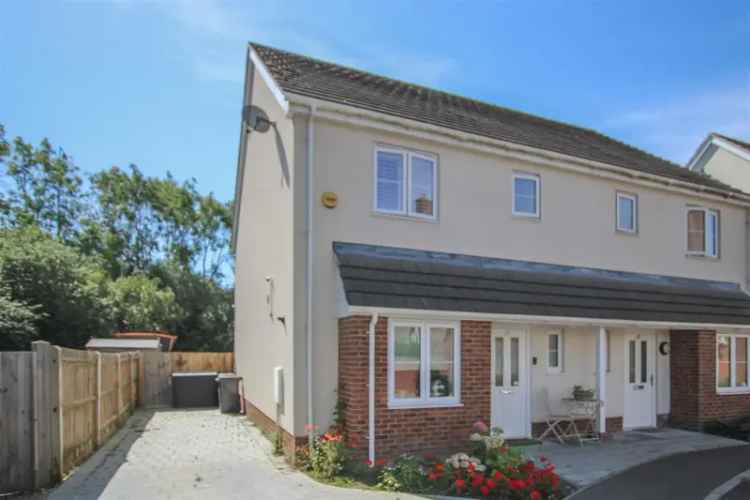 3 Bedroom Semi-Detached House for Sale Mountnessing