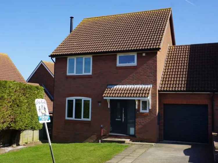 3 Bedroom Link Detached House for Sale