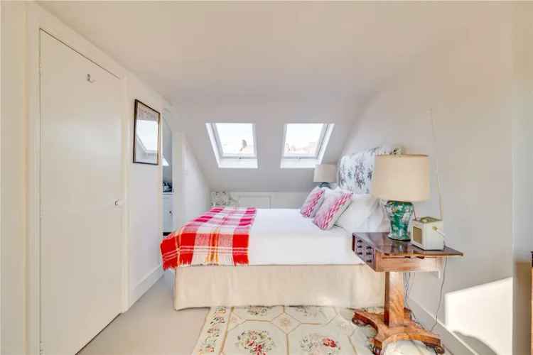 3 Bedroom House Parsons Green London