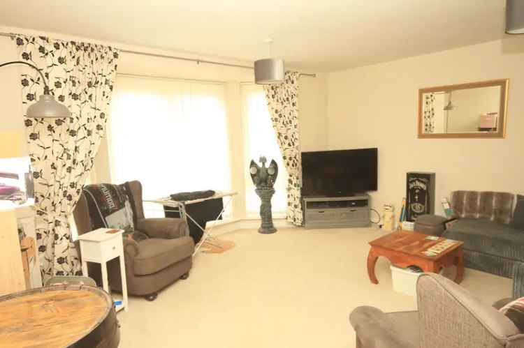 2 Bedroom Flat House to Rent Wadsley Park Village