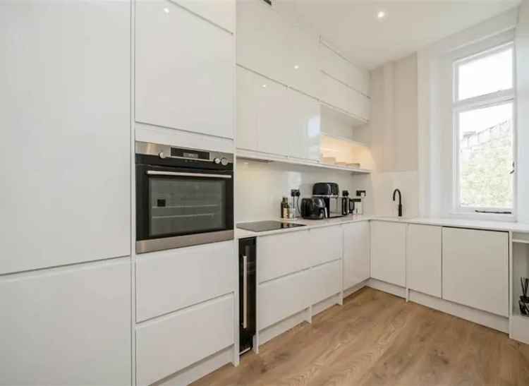 Stylish 1-Bedroom Victorian Apartment near Hyde Park