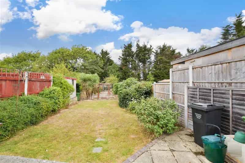 2 bedroom semi-detached bungalow for sale
