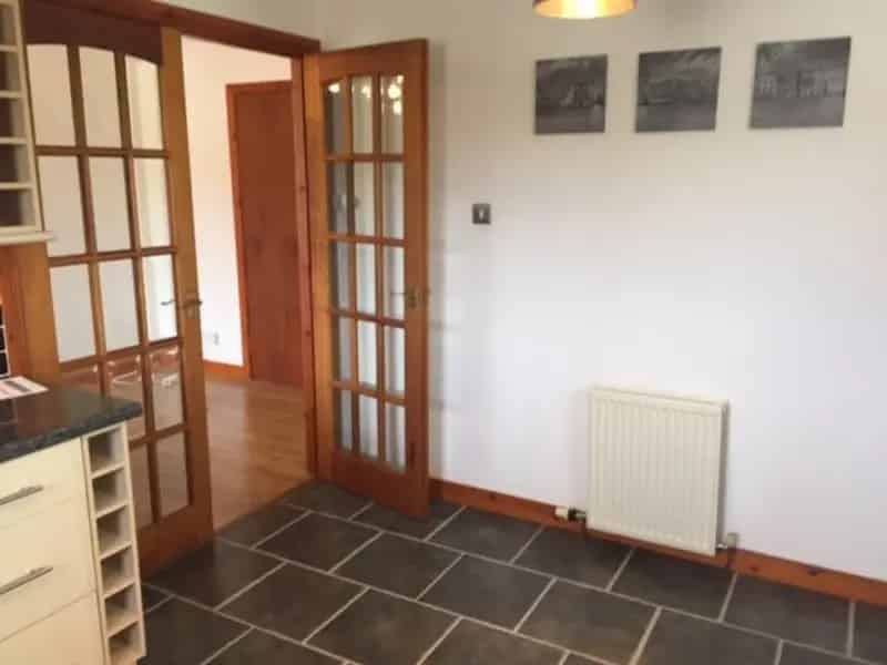 3 bedroom Flat
 To Rent