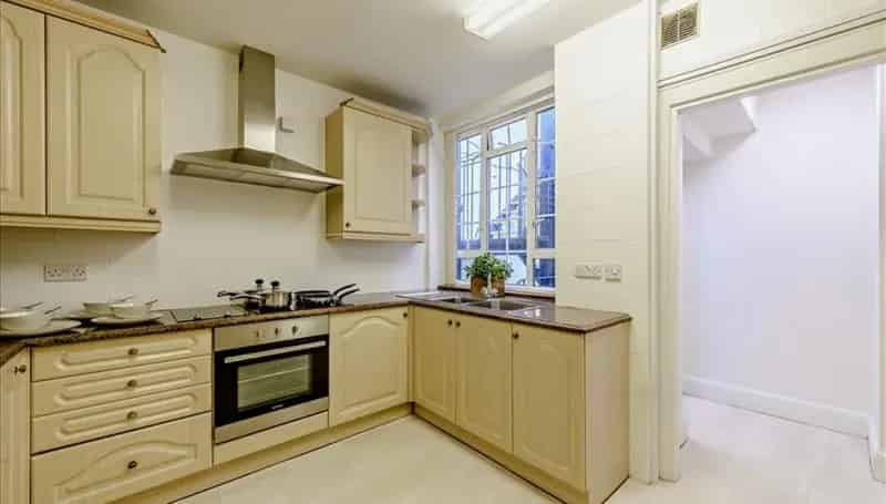 3 Bedroom Flat To Let 1791 SQ FT