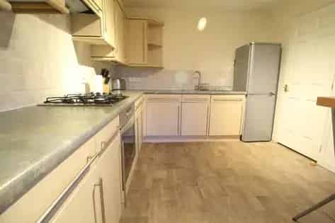 2 Bed 81m² Furnished Flat West End Aberdeen Available June 12 2025