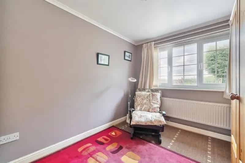 4 Bed 5 Reception Detached Bungalow 0.9 Acres